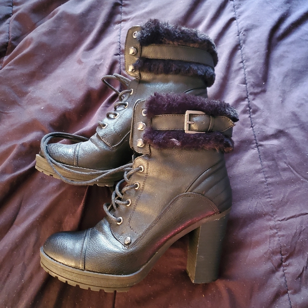 Guess Ankle Boots Block Heel